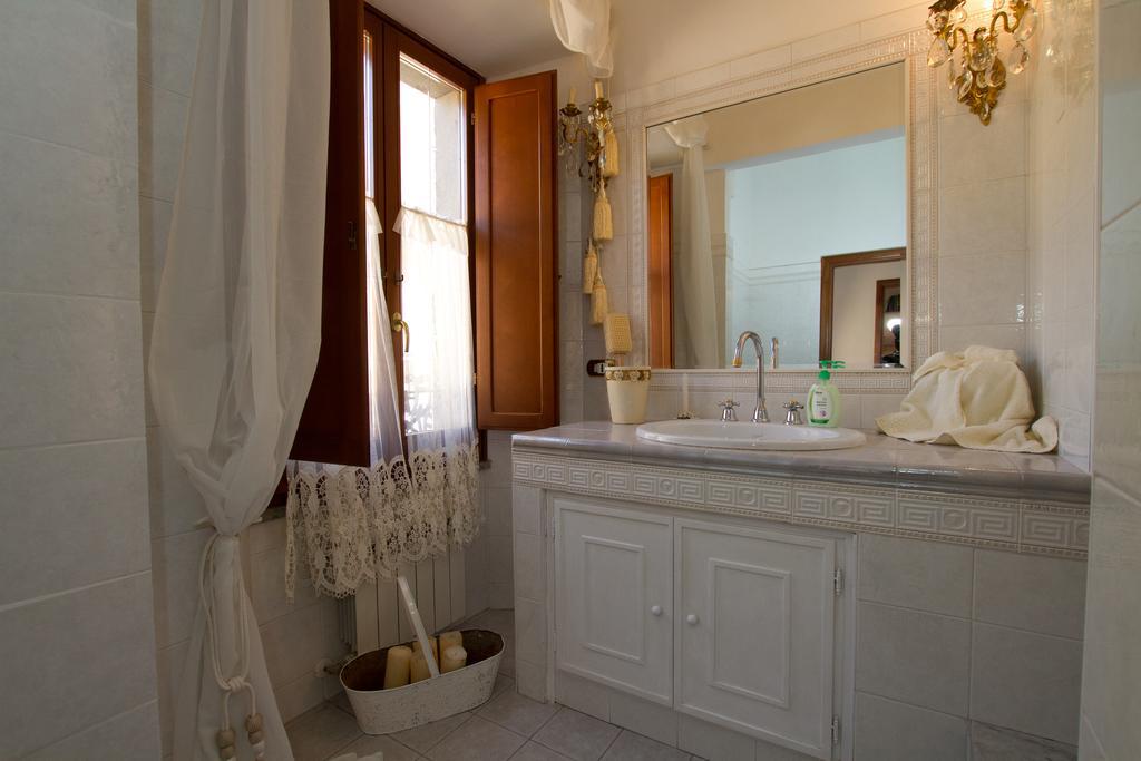 La Casa Di Milady Bed and Breakfast Genzano di Roma Rum bild